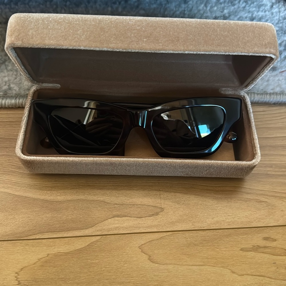 LUV LOU THE Carmel SUNGLASSES